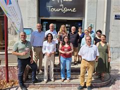 Collectif des 8 offices de tourisme :
- du Minervois au Caroux
- aux sources du canal du Midi -Lauragais Revel Sorézois
- Terres d'Autan-Montagne Noire
- Thoré-Montagne Noire
- Grand Carcassonne
- Montagne Noire
- Castelnaudary Tourisme